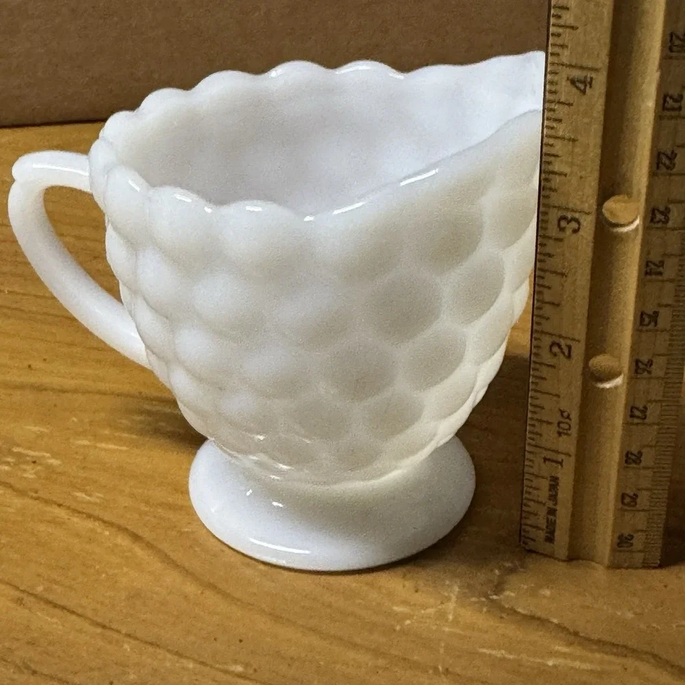 1950s Anchor Hocking Creamer White Milk Glass Bubble‎